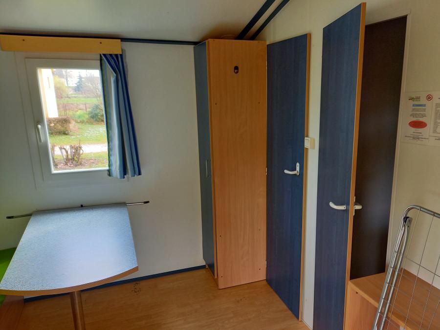 Mobilhome 4 personnes - 4 PERS, 1CH, AVEC SANITAIRES 3