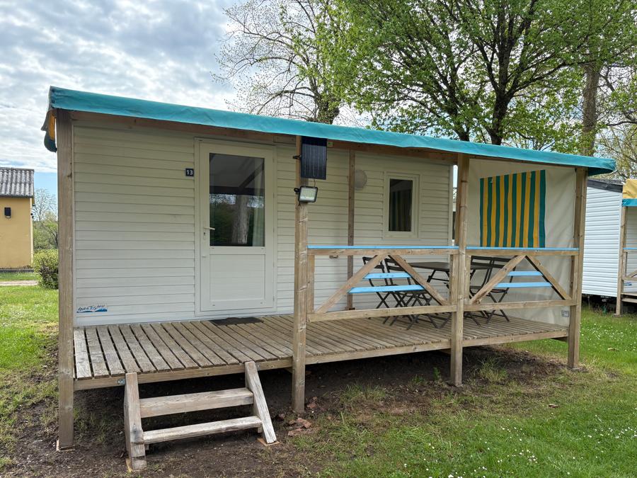 Mobilhome 4 personnes - 4 PERS, 1CH, AVEC SANITAIRES 0