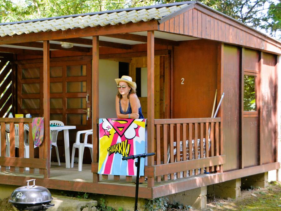 Chalet 4 personnes - Chalet 13m² - 1 chambre - sans sanitaires 1/4 pers. 9