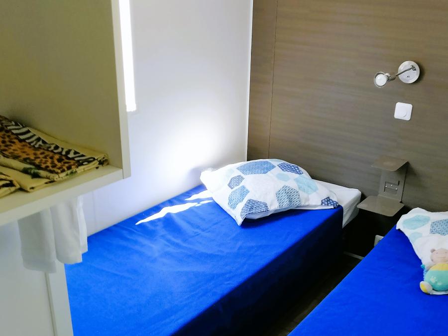 Mobilhome 8 personnes - Résidence Trio 40m² - 3 chambres, 2 salles de bain 6 pers. 18