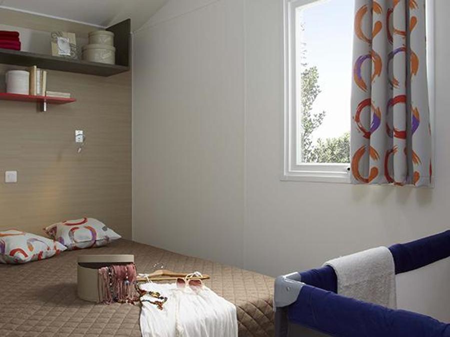 Bungalow 5 personnes - Chêne 28 m² avec terrasse bois semi-couverte 4
