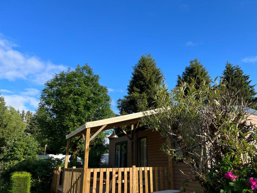 Bungalow 5 personnes - Chêne 28 m² avec terrasse bois semi-couverte 2