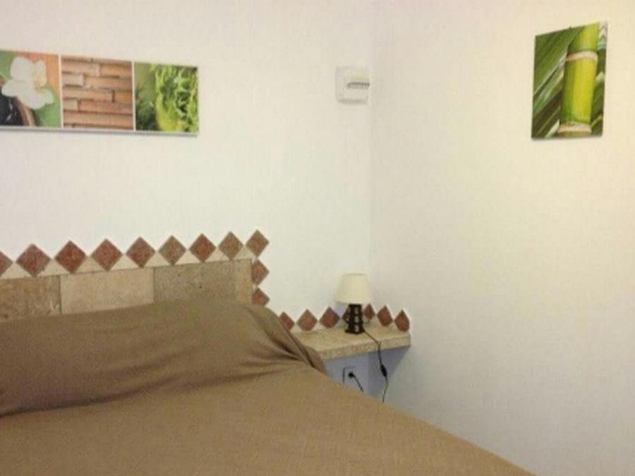 Chambre 2 personnes - Chambre Bruyère avec climatisation et TV 3