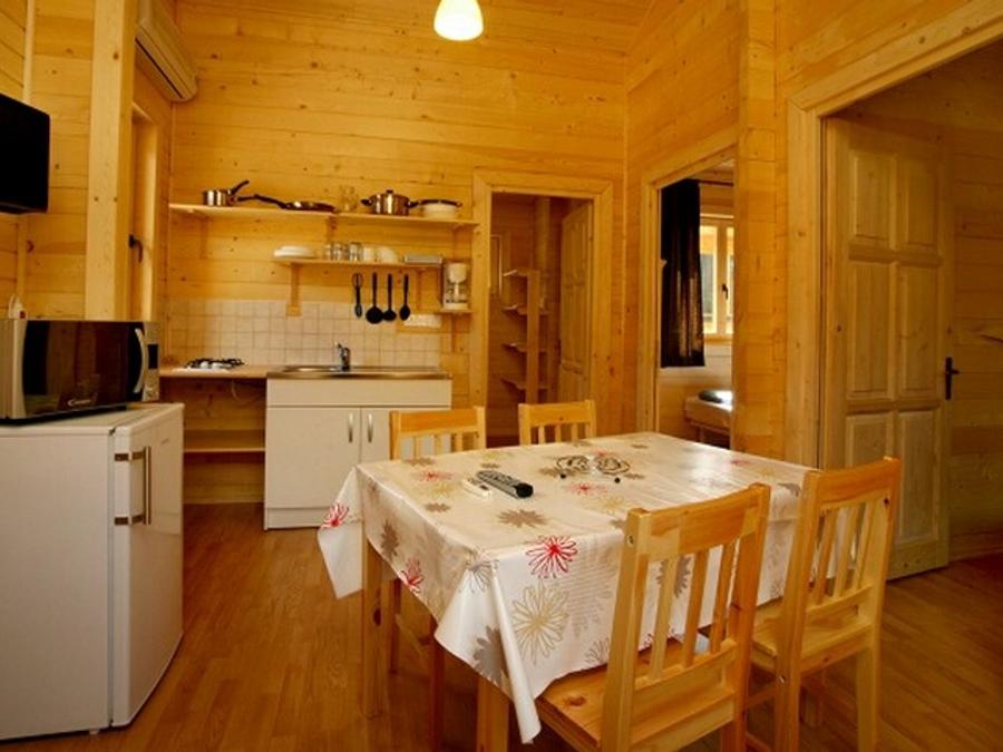Chalet 4 personnes - Chalet Romarin 2 chambres avec climatisation et TV 4