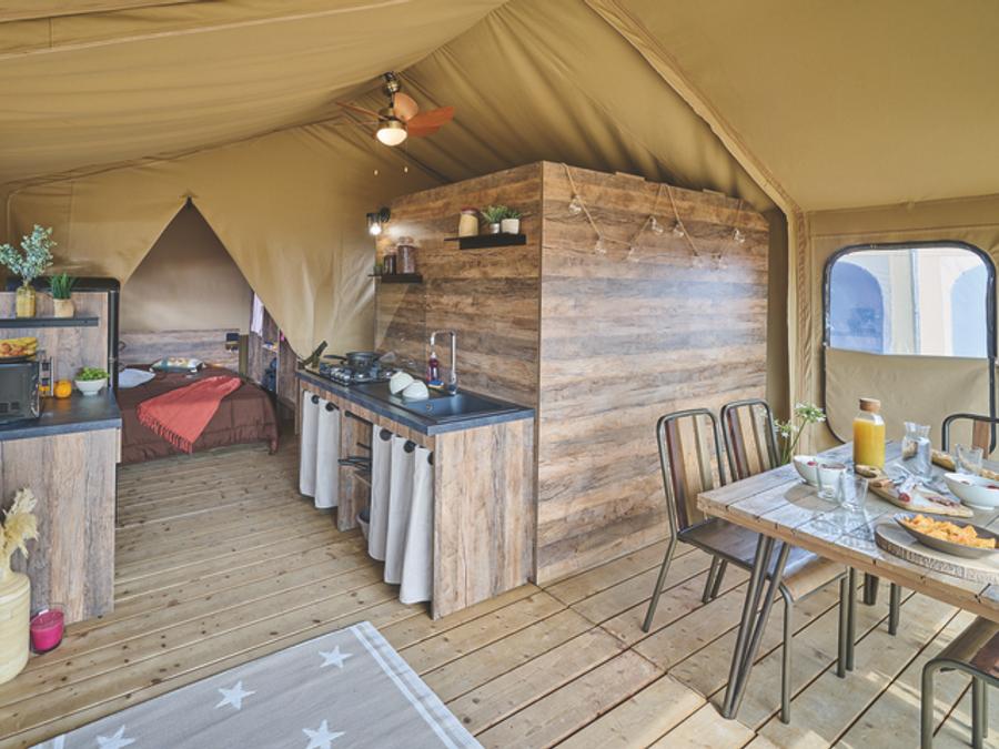 Tente en toile et en bois 5 personnes - Tente Lodge KENYA sur pilotis 1