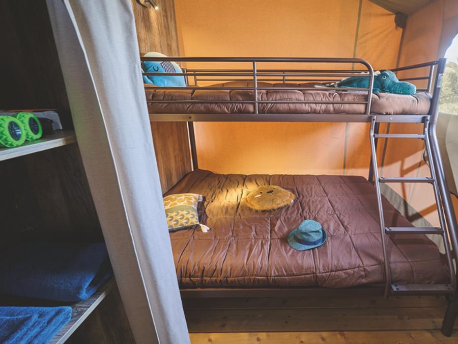 Tente en toile et en bois 5 personnes - Tente Lodge KENYA sur pilotis 4