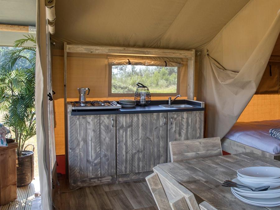 Tente en toile et en bois 5 personnes - Tente Lodge sans salle de bain 10