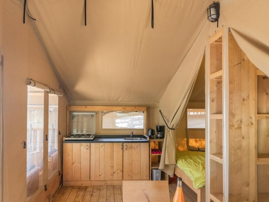 Tente en toile et en bois 5 personnes - Tente Lodge sans salle de bain 2