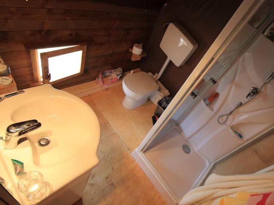 Tente en toile et en bois 6 personnes - LA TENTE DU TRAPPEUR HABITAT 3