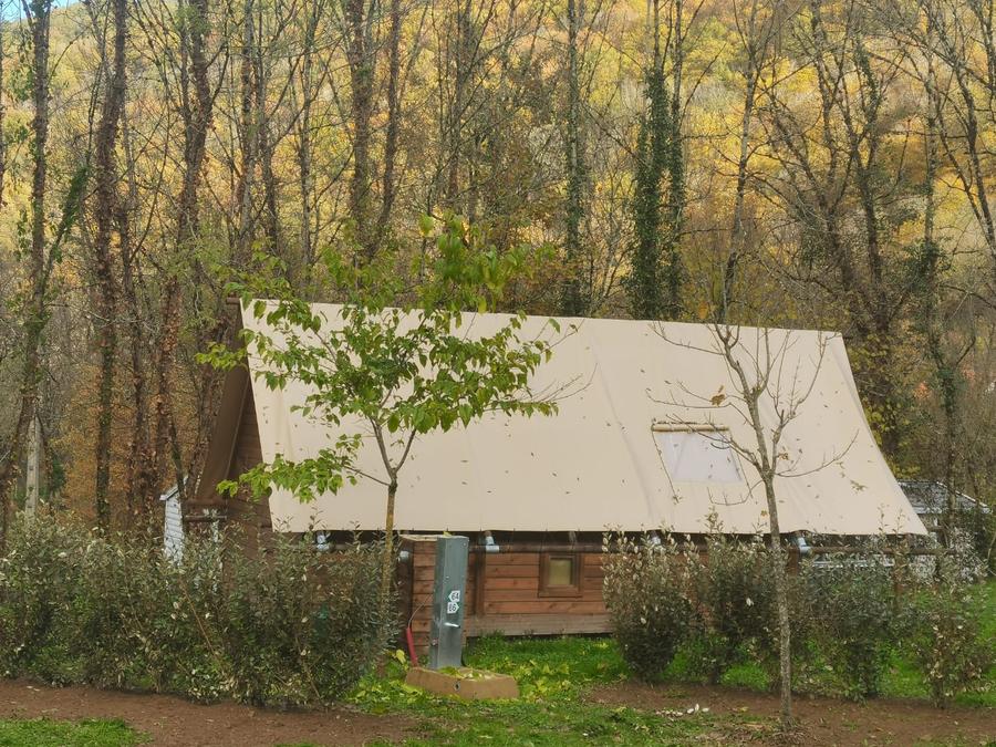 Tente en toile et en bois 6 personnes - LA TENTE DU TRAPPEUR HABITAT 6