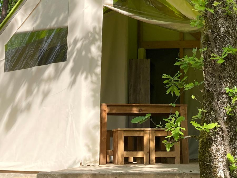 Tente en toile et en bois 5 personnes - Tente tout confort avec sanitaires 0