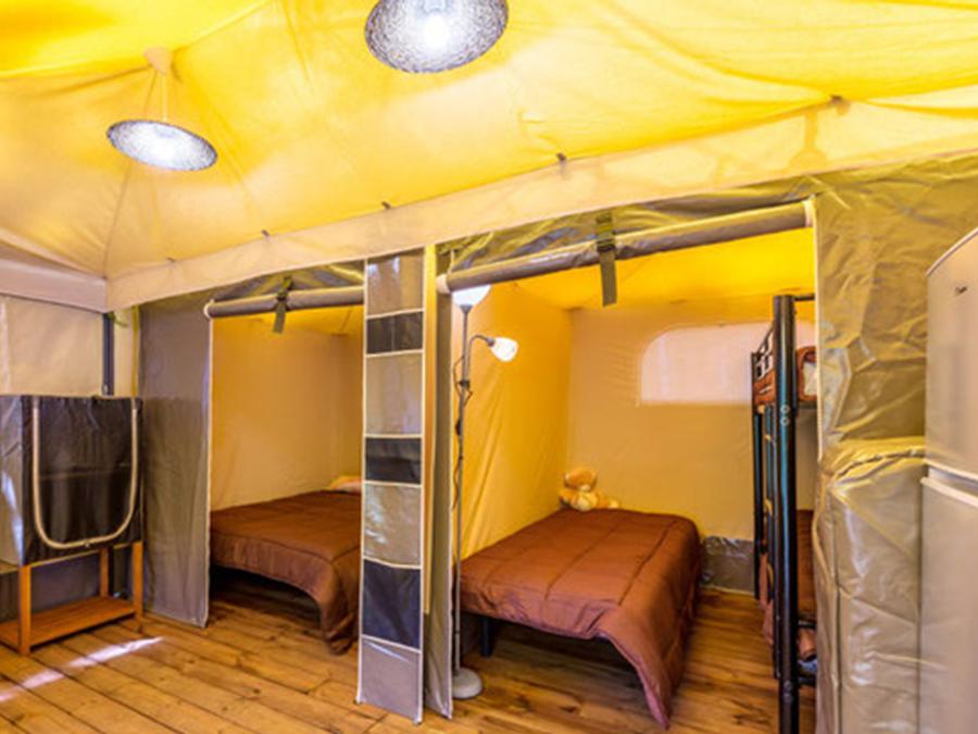 Tente en toile et en bois 4 personnes - Tente Marquise 2 chambres 3