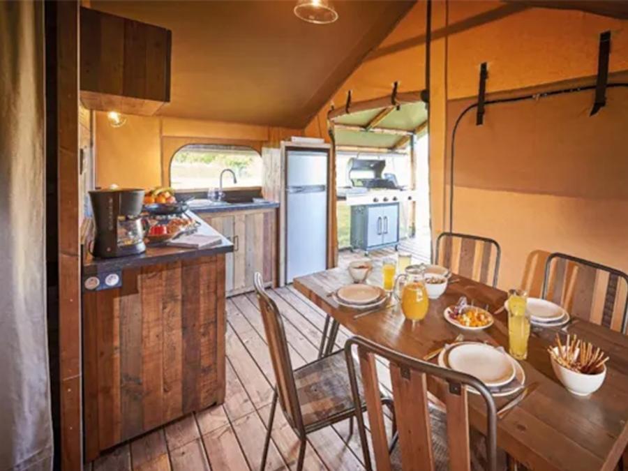 Tente en toile et en bois 5 personnes - Tente Lodge Kenya sur pilotis 2 chambres 1