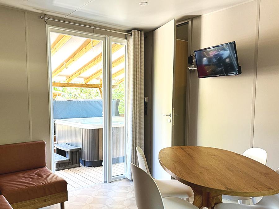 Mobilhome 4 personnes - Cottage Ansouis - 33m² - 2 chambres - 2 salles de bain + Jacuzzi 14