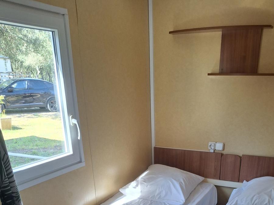 Mobilhome 4 personnes - Confort Climatisé - 2 ch - 3 x 8m / Palmier et Olivier 7