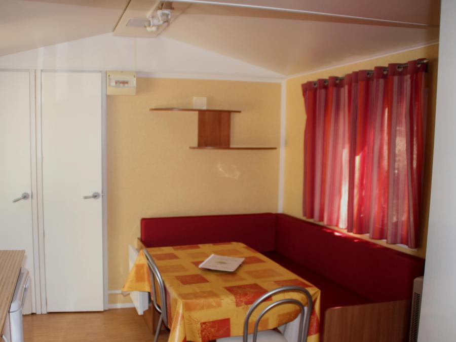 Mobilhome 4 personnes - Confort Climatisé - 2 ch - 3 x 8m / Palmier et Olivier 1