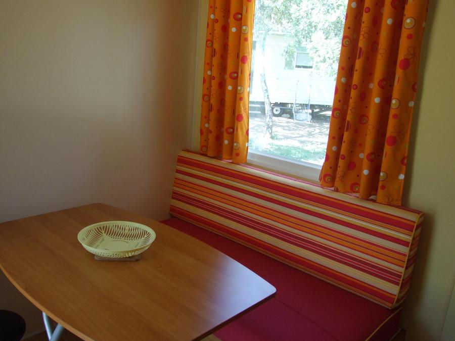 Mobilhome 4 personnes - Sans Sanitaire Climatisé - 2 ch - 3 x 6m / Garrigue 2