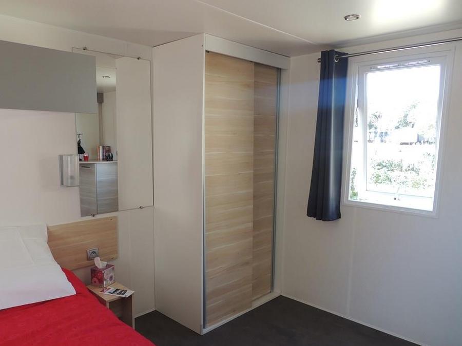 Mobilhome 4 personnes - Confort + LIFE PMR 8