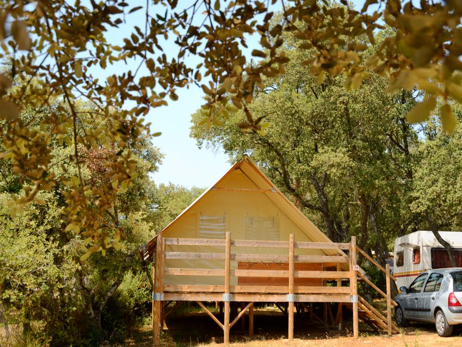 Tente en toile et en bois 4 personnes - Safari, 2 chambres (sans sanitaires) 0