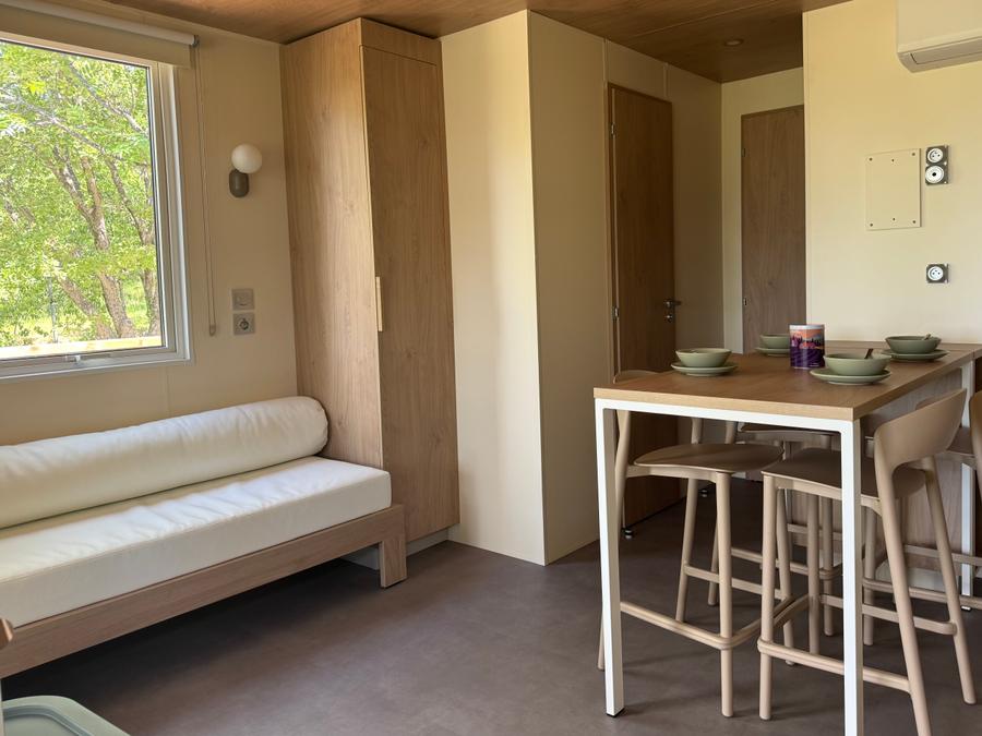 Hébergement 4 personnes - Mobil home Cottage Premium 2 Chambres - climatisation - Lave vaiselle 10