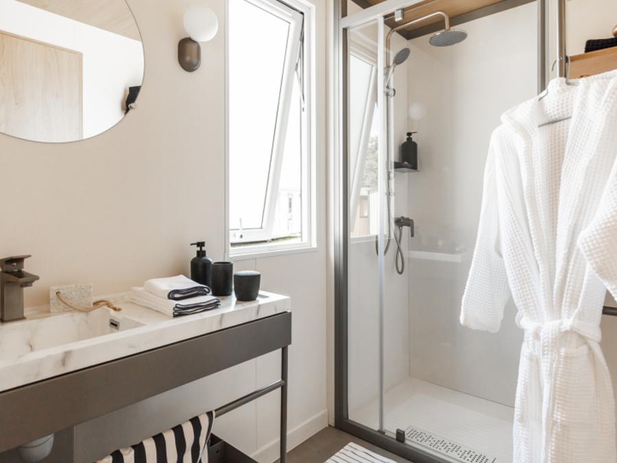 Hébergement 4 personnes - Mobil home Cottage Premium 2 Chambres - climatisation - Lave vaiselle 3