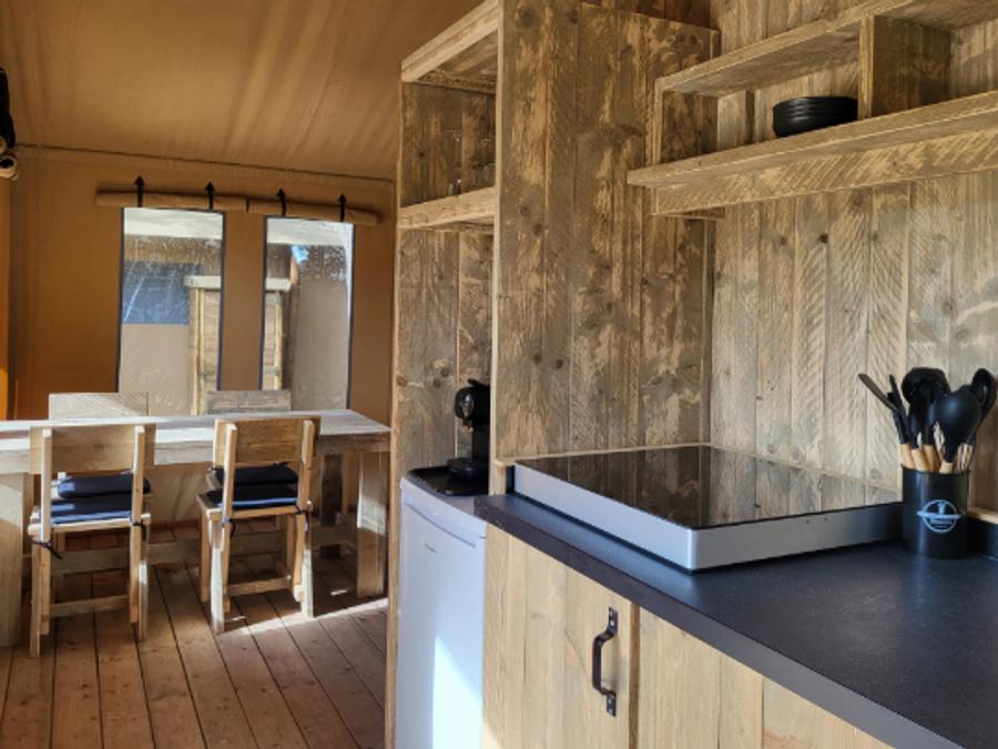 Tente en toile et en bois 4 personnes - Tente safari 4p avec sanitaires 9