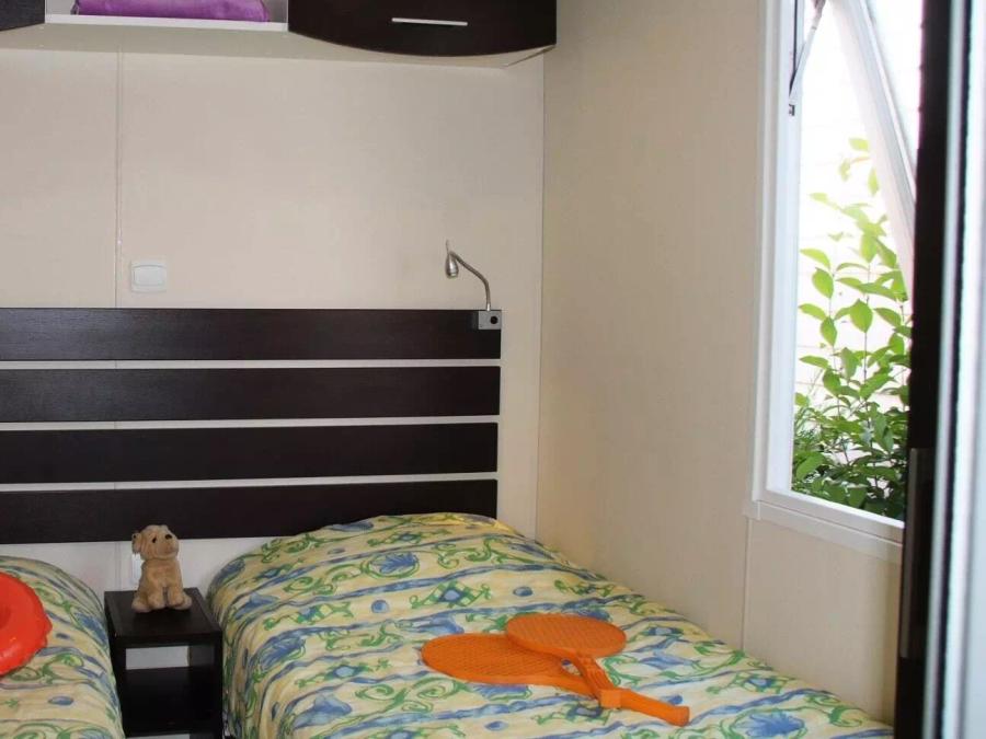 Mobilhome 6 personnes - Colorado Standard 3 Pièces 4/6 Personnes Climatisé + TV 2