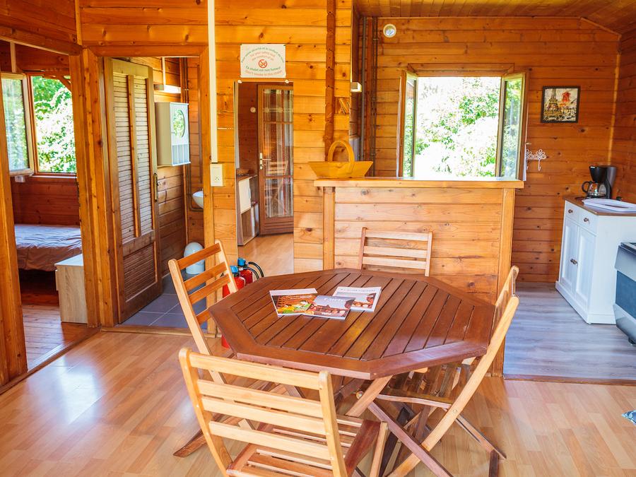 Chalet 4 personnes - 2 chambres climatisé CONFORT PLUS - 35 m2 + terrasse couverte de 14 m2 5