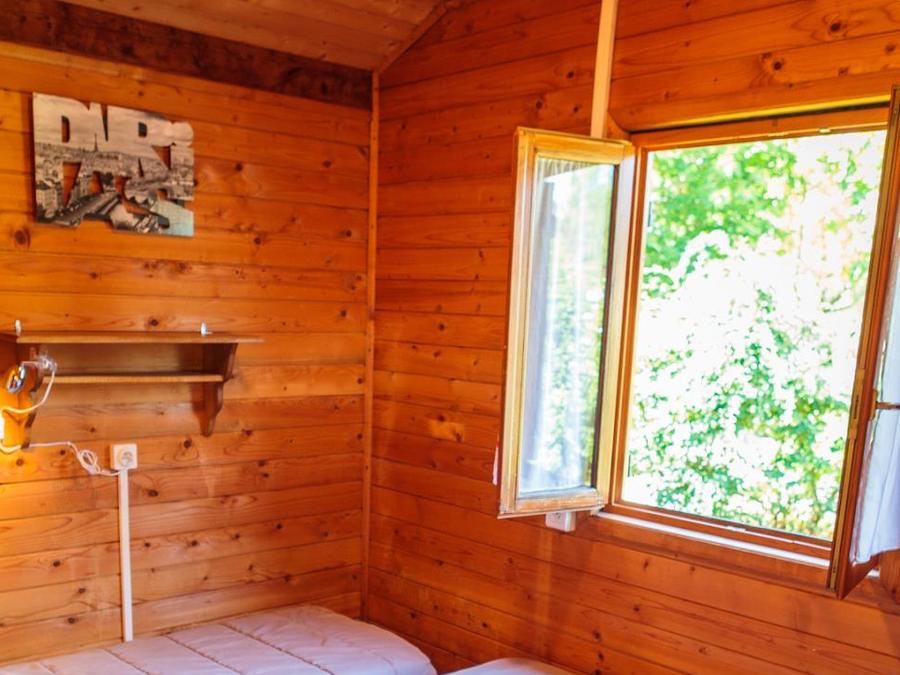 Chalet 4 personnes - 2 chambres climatisé CONFORT - 35m2+terrasse couverte 14m2 7