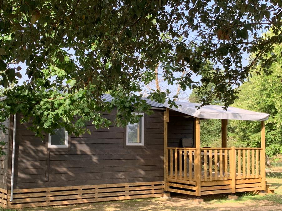 Bungalow 4 personnes - 2 chambres climatisé - 31m2 + terrasse couverte 0