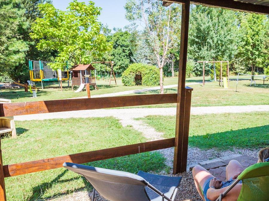 Chalet 4 personnes - CHALET LOFT CONFORT - 1 grande pièce - clim - TV - BBQ - Ménage* - 35m2 + terrasse couverte de 14m2 6