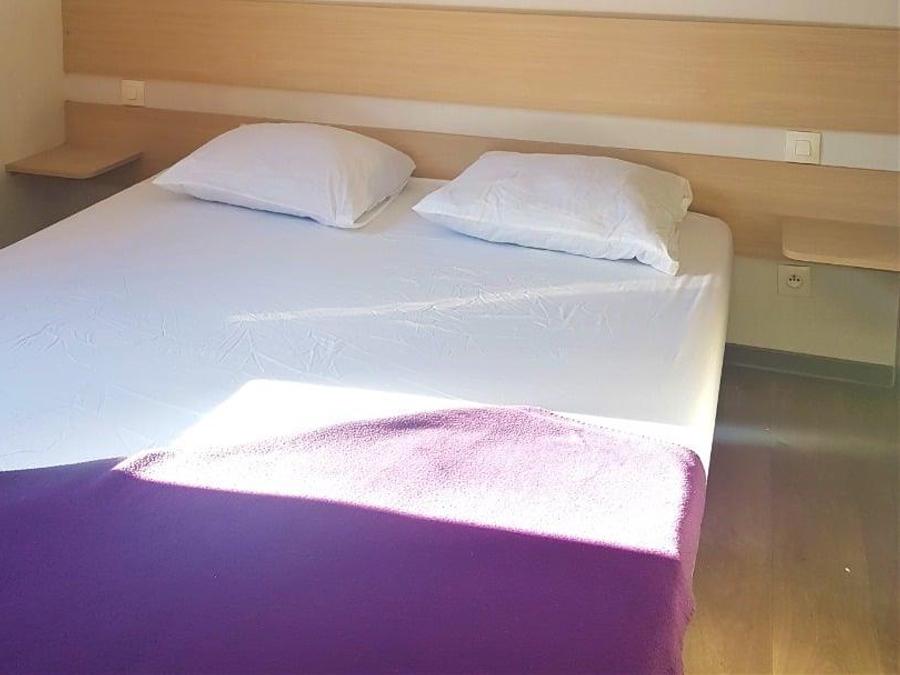 Mobilhome 2 personnes - LOUISIANE CORSAIRE avec sanitaires 8