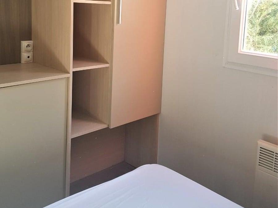 Mobilhome 2 personnes - LOUISIANE CORSAIRE avec sanitaires 9