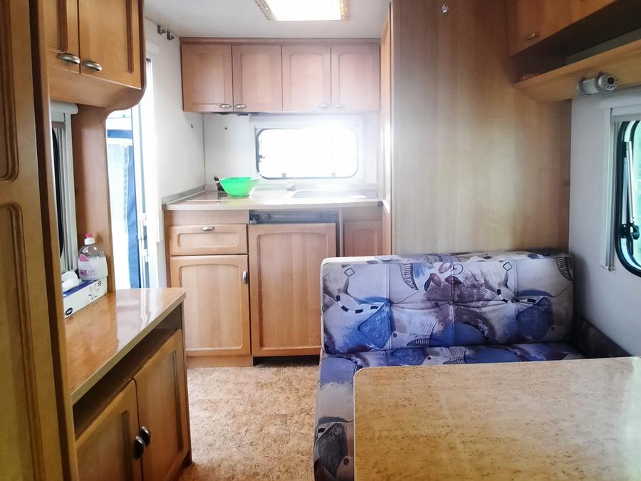 Caravane 2 personnes - (Sans sanitaires) 11