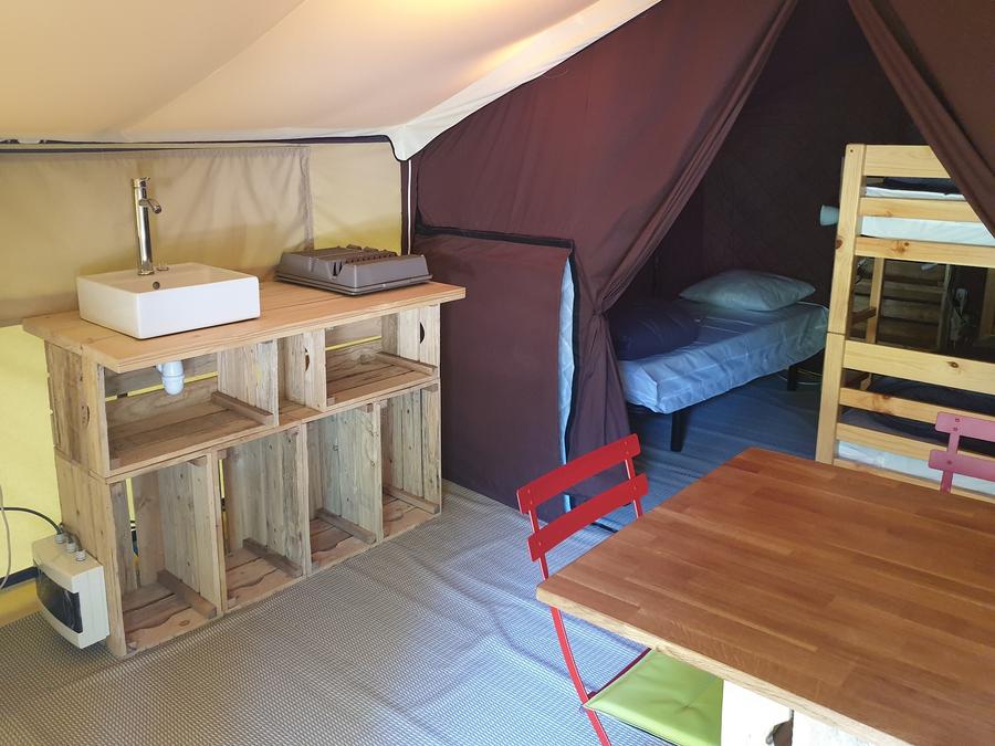 Tente en toile et en bois 5 personnes - Lodge Cabanon Classic 1