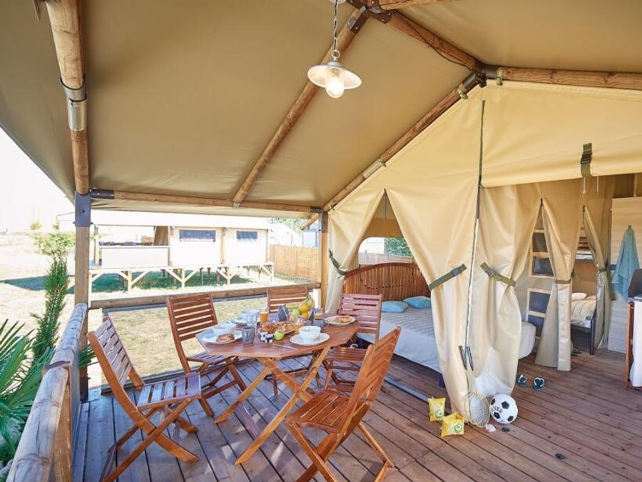 Tente en toile et en bois 5 personnes - Lodge BALI 2