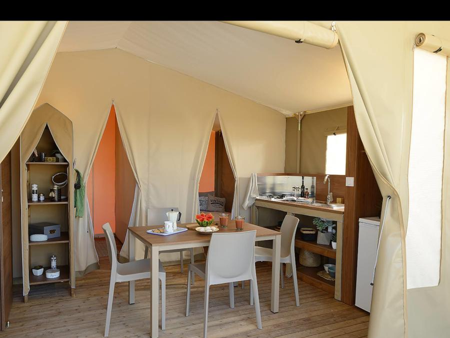 Tente 6 personnes - Modern Lodge avec sanitaires 2