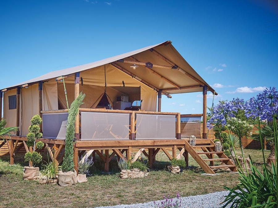 Tente en toile et en bois 5 personnes - Lodge Bali avec sanitaires 8