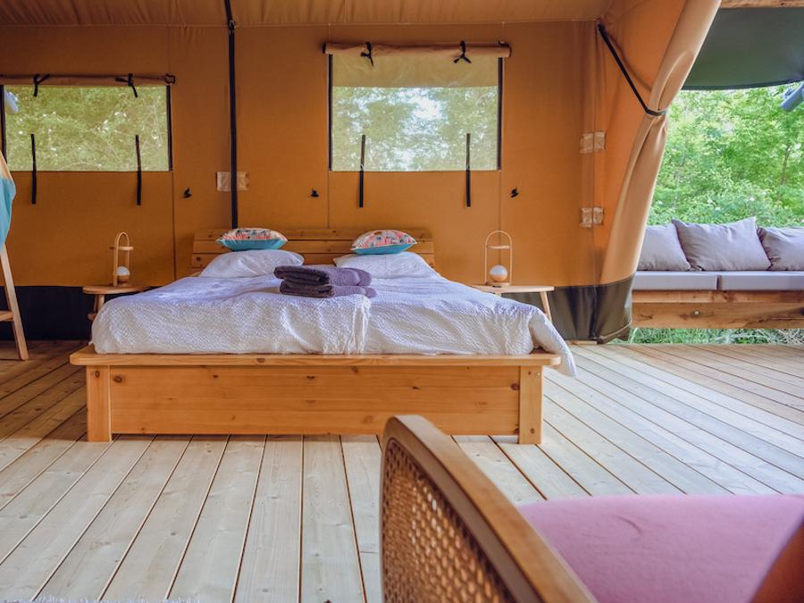 Tente en toile et en bois 4 personnes - Lodge Chrysalide - 35 m² + terrasse 15 m² 13