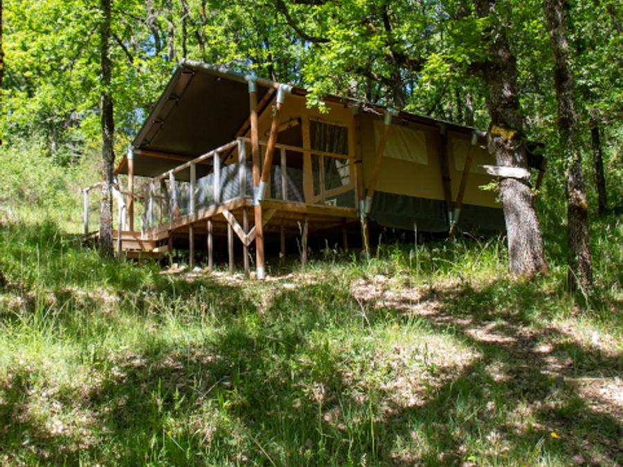 Tente en toile et en bois 3 personnes - Shimoni - 16 m² + terrasse 12 m² 1
