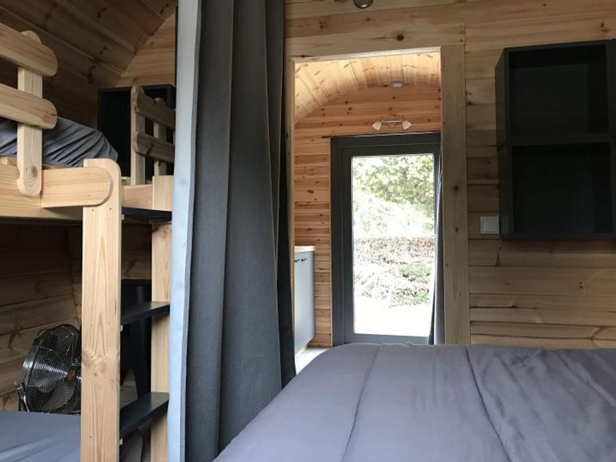 Unique 4 personnes - Hébergement Insolite - Tonneau 4pl - sans sanitaires 1