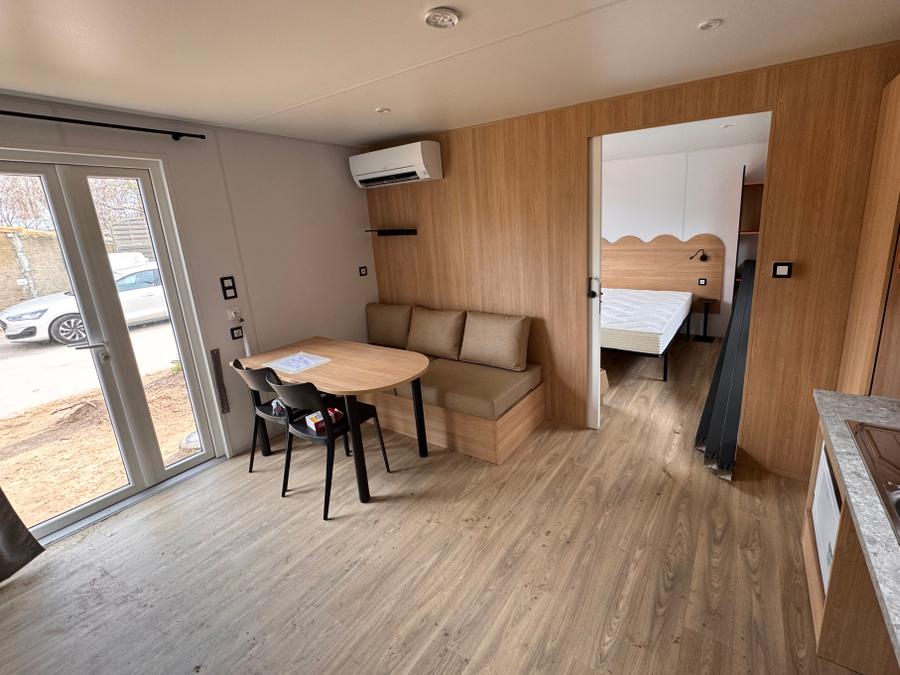 Mobilhome 4 personnes - NEW // Résidence LOUISIANE PMR Confort 2 chambres + terrasse semi-couverte + TV 0