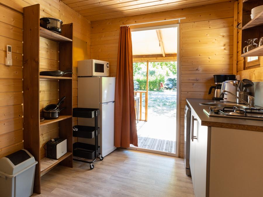 Hébergement 4 personnes - Cabane Valbelle 5