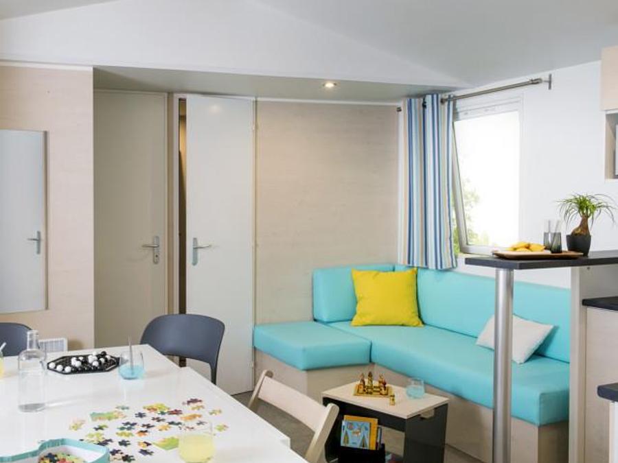 Mobilhome 6 personnes - PREMIUM, trois chambres, avec sanitaires 2
