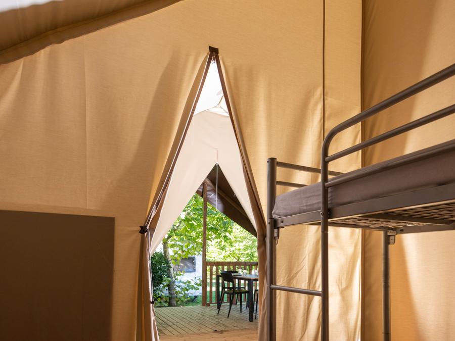 Hébergement 4 personnes - Tente lodge AVEC sanitaires 5
