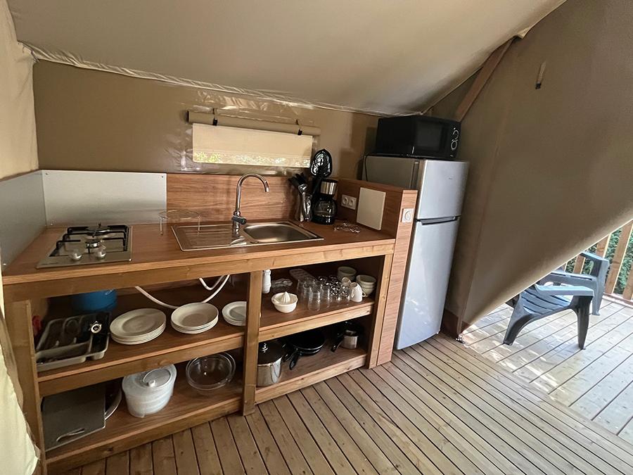 Hébergement 4 personnes - Tente lodge AVEC sanitaires 4