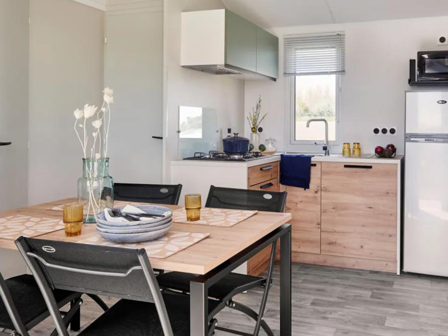 Mobilhome 4 personnes - NEW 2023// Mobil-Home Premium 27m² (2 chambres) + TV + LV + Terrasse couverte 8
