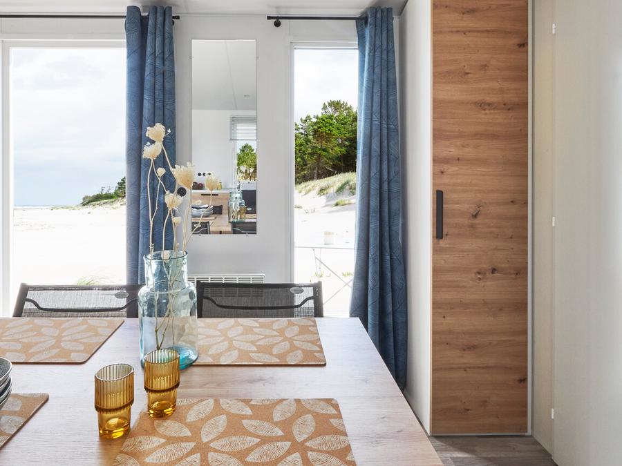 Mobilhome 4 personnes - NEW 2023// Mobil-Home Premium 27m² (2 chambres) + TV + LV + Terrasse couverte 14