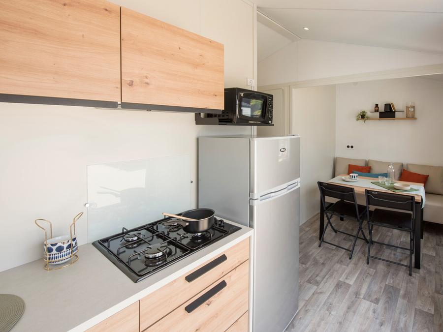 Mobilhome 2 personnes - NEW 2023// Mobil-Home Premium 20m² (1 chambre) + TV + Terrasse couverte + LV 6
