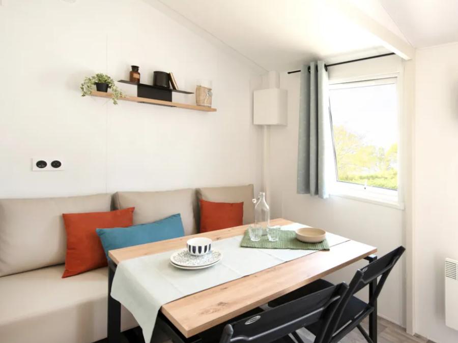 Mobilhome 2 personnes - NEW 2023// Mobil-Home Premium 20m² (1 chambre) + TV + Terrasse couverte + LV 5